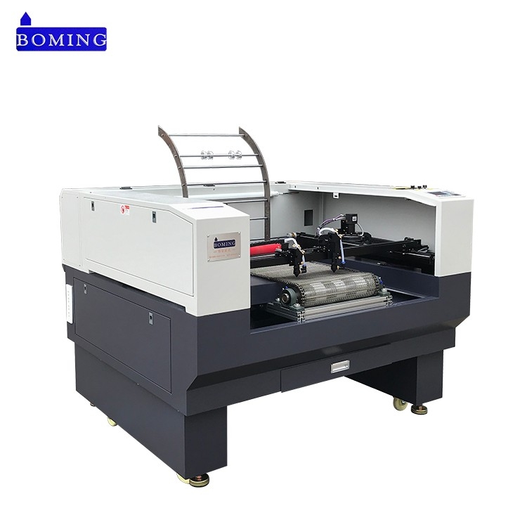 webbing laser cutting machine